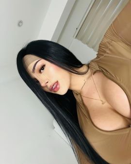 IZLAY GOMEZ
