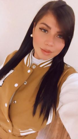 THALITA  BRASILEIRA