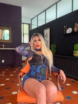 Roxanna fox