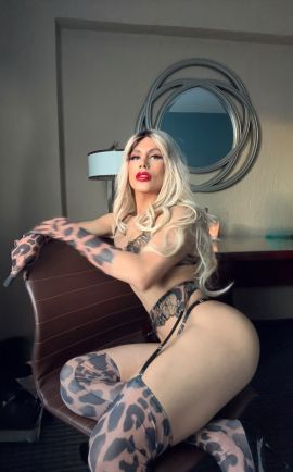 Roxanna fox