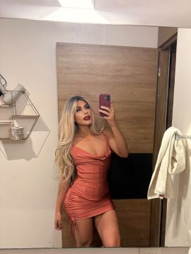Roxanna fox