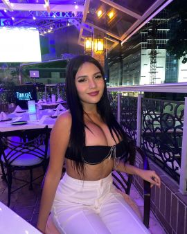 CARO GOITIA