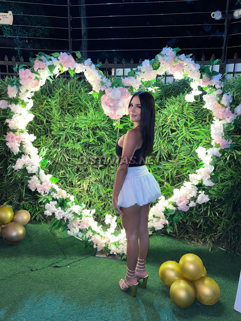 CARO GOITIA