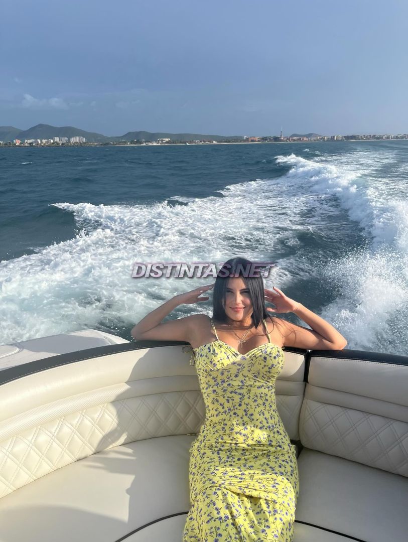 CARO GOITIA