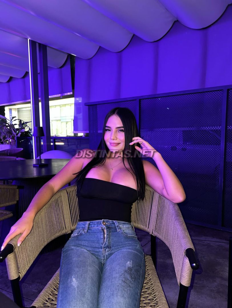CARO GOITIA