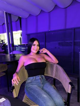 CARO GOITIA
