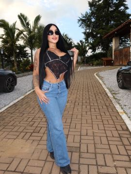 CARO GOITIA