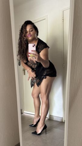 Laryssa 22Cm