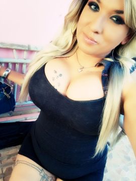 Alexa Salazar 
