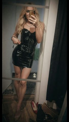 Izel Queen