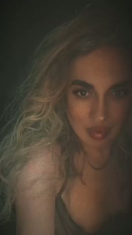 Izel Queen