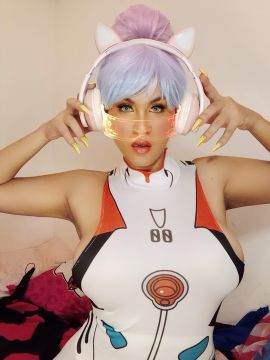 Cai Futanari