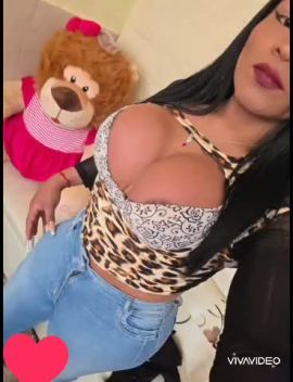 MAILY SMITH