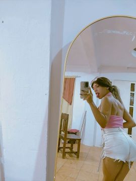 Samantha 