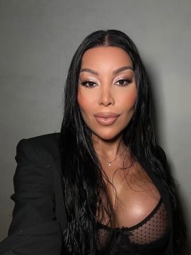 Larissa Miller