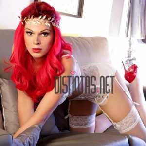 Angelina Khloe