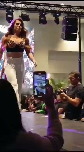 TATY MANABA BLANQUITA 