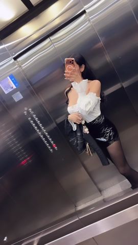 Melanie doll