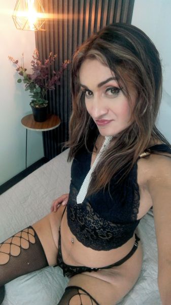 De vuelta a la ciudad con ganas de que experimentes momentos inolvidables con buenos besos y un rico trato de pareja. Profundo sexo oral penetracion y ricas llegadas mutuas.

Cumplo fantasias transformaciones masoquismo todo tipo de lluvias atención 