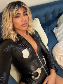 Tiffany Dominatrix XXL