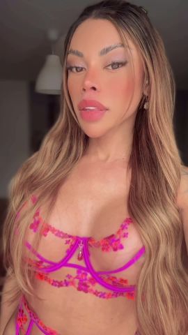 Mirella Brasilienne