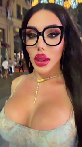 Lili Fox