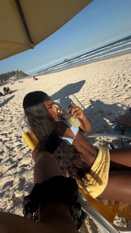 Julhya santos