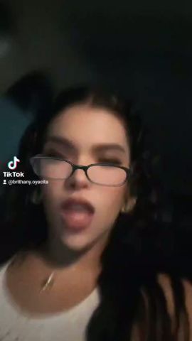 Brithany Veneno 