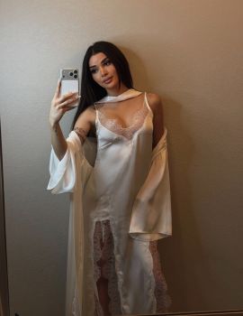 Alina Boz