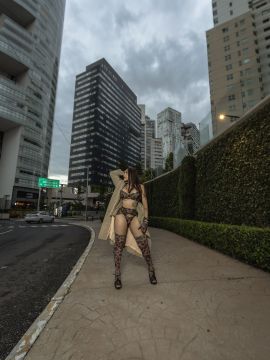 Lexxi bru