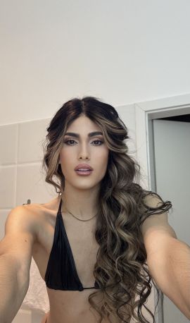 Kylie Latina