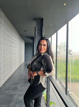 Star top hot bbw