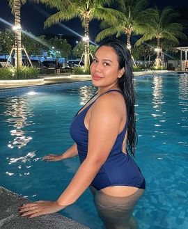 Star top hot bbw