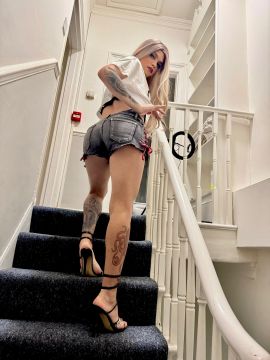 Blond