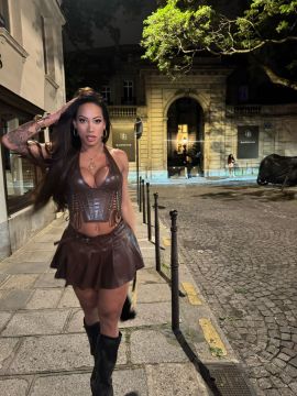 la brune de vos rêves