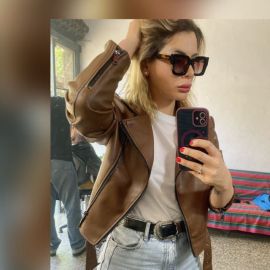 Lara Zn