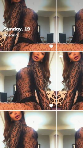 Cecilia Hot