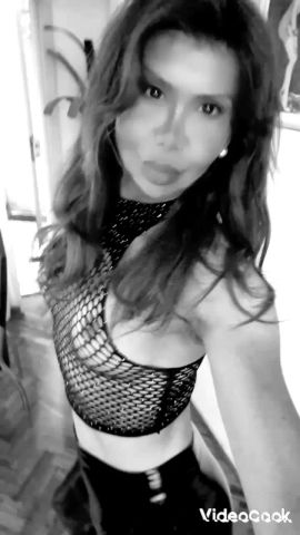 Cecilia Hot