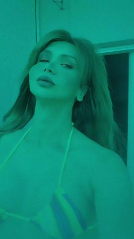 Cecilia Hot