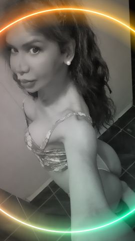 Cecilia Hot