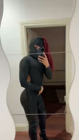 Amanda Hot