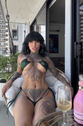 Megan Sexsymbol