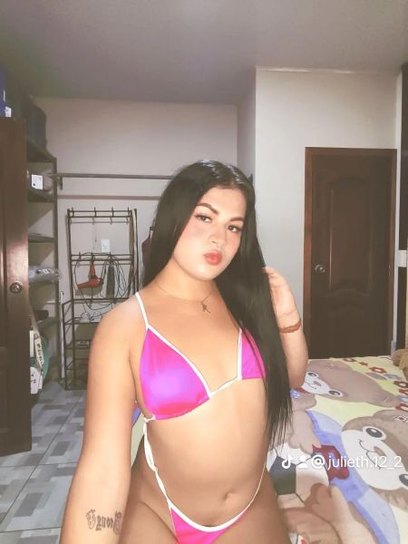 Disfrutemos de un momento increíble rico 😋 soy una joven q está dispuesta a conplaserte en todo sentido  🌸 te brindo de todo todo un poco  no te quedes con  las ganas de estar con esta rica chicas 