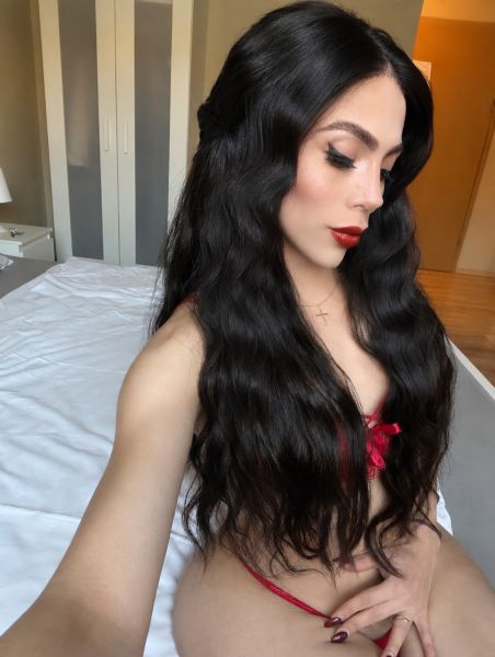 Buenas Nathalia Villarreal por aquí mis amores bueno soy una diosa muy caliente adictiva al sexo
Pues te complaceré en lo que quieras siempre y cuando esté Ami alcance puedo ser activa pasiva de preferencia activa disfrutarás de barita mágica XXL🙂😝 Te doy besitos caricias puede ser muy cariñosa como también muy dominante ! 