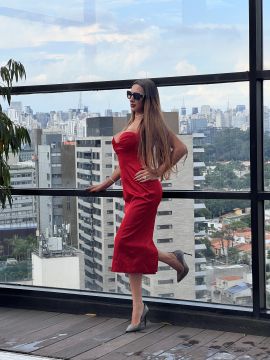 Anita Prado 