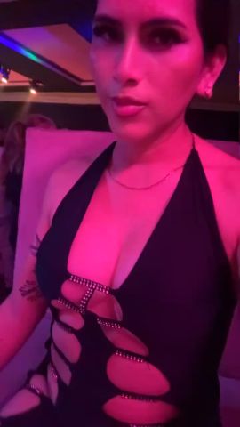 Flavia hot party