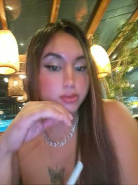 Lia Soffia V