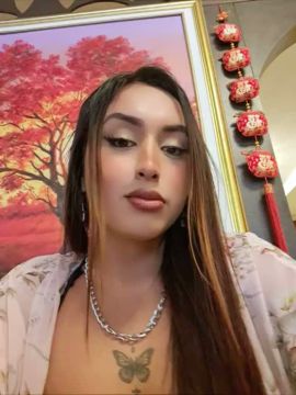 Lia Soffia V