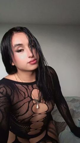 Lia Soffia V