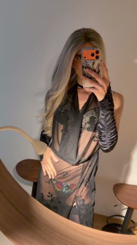 Bella